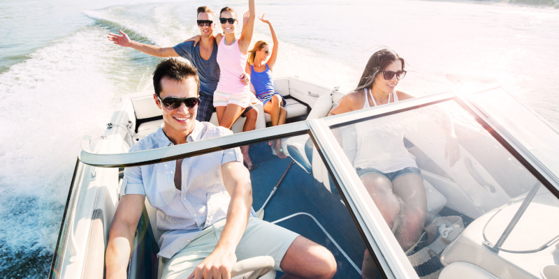 Why You Need a Boat Window Tint Service 
